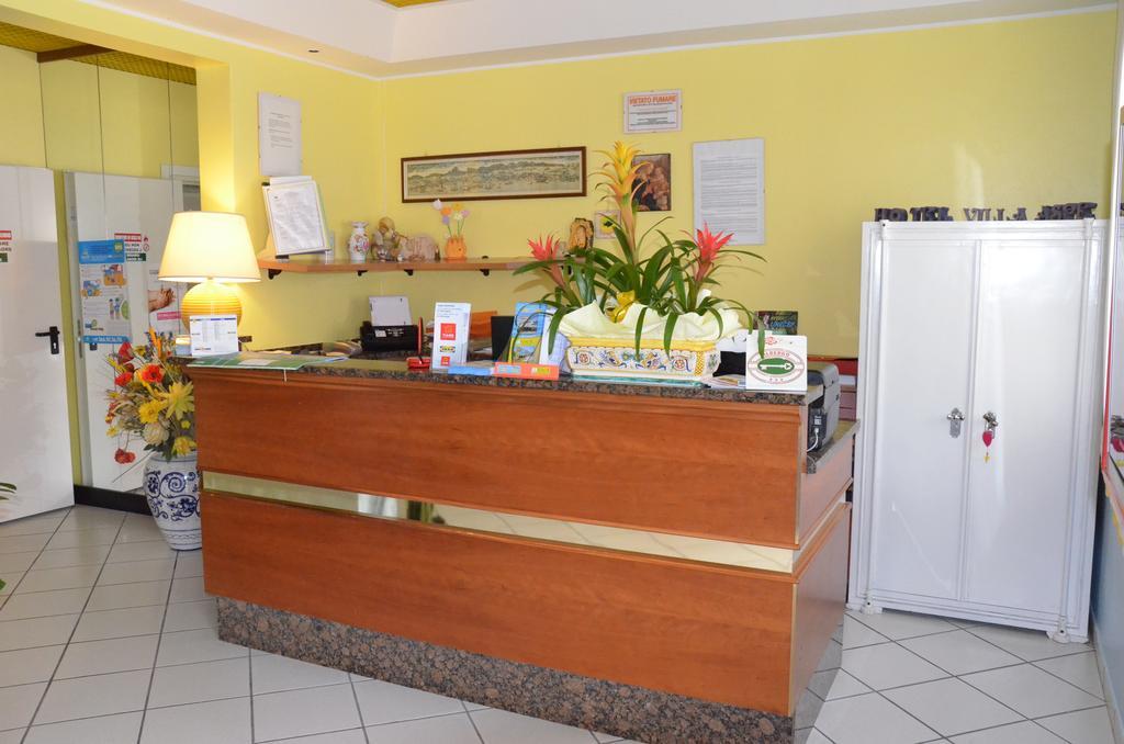 Hotel Aspe Bibione Buitenkant foto