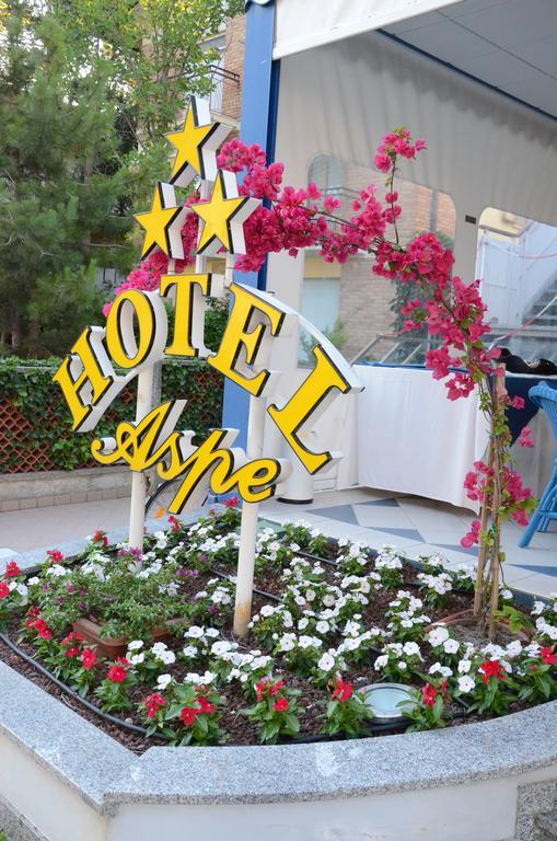 Hotel Aspe Bibione Buitenkant foto