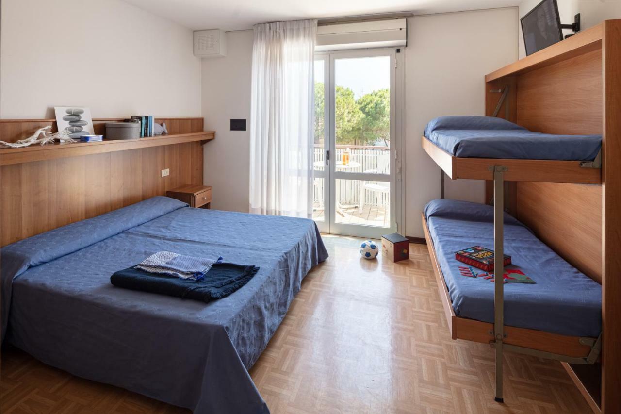 Hotel Aspe Bibione Buitenkant foto