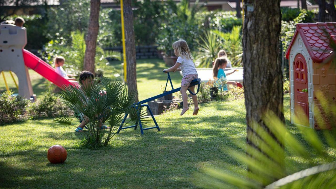 Hotel Aspe Bibione Buitenkant foto